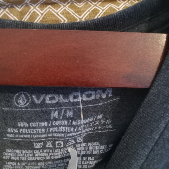 Volcom size large gray - Picture 2 of 2